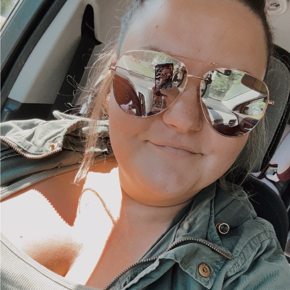 Meet your Posher, Jess